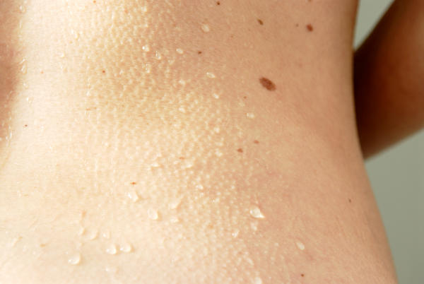 Petechiae Causes Tiny Red Skin Dots, Little Red Skin Spots ...